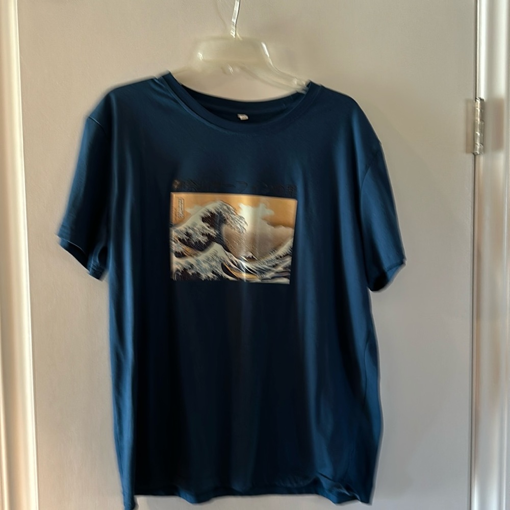 Men’s SHEIN teal blue screen t-shirt in XL